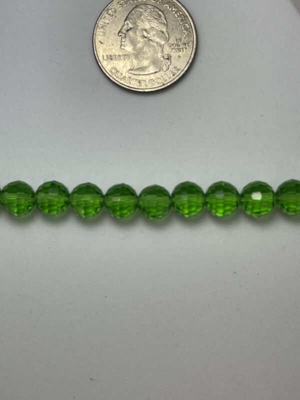 8R25 Peridot