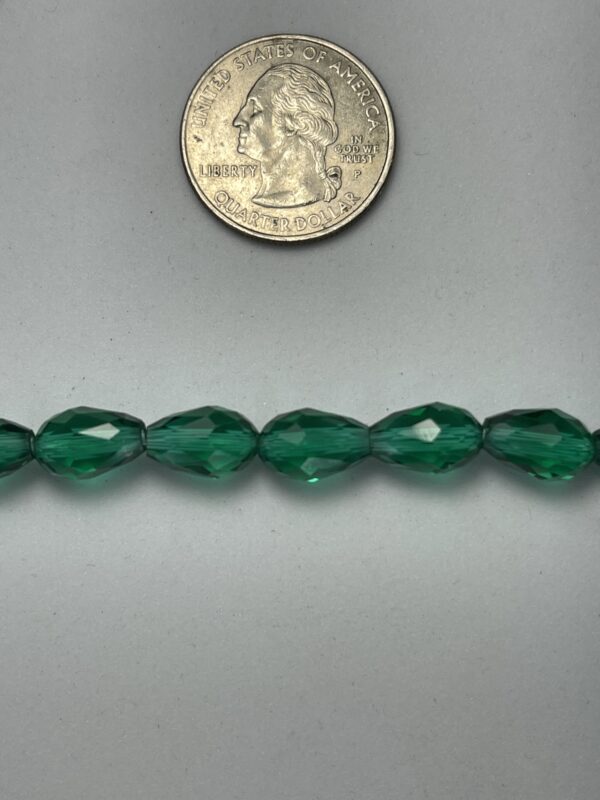 8TD36 Green Zircon